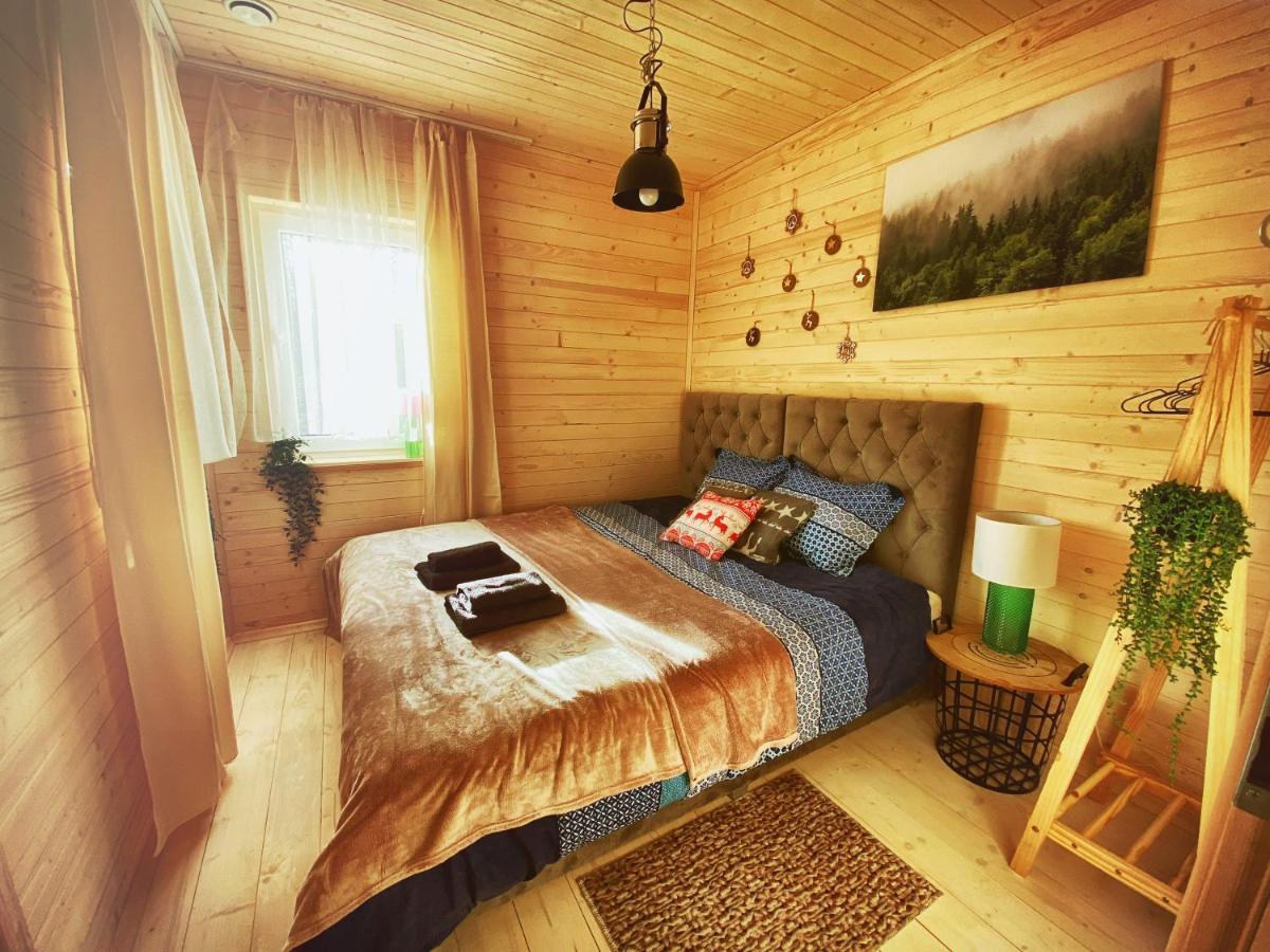 Lazy Deer - Camp Villa Staniszow ภายนอก รูปภาพ