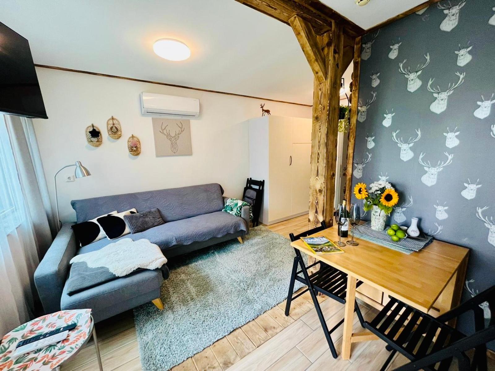 Lazy Deer - Camp Villa Staniszow ภายนอก รูปภาพ
